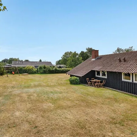 Folki - 250m From The Sea In Ne Jutland By Interhome